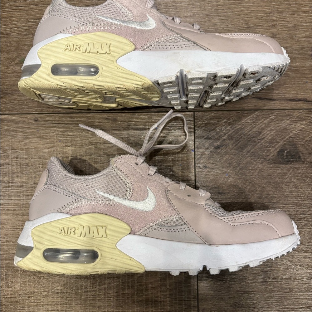 Nike Air Max Women's Beige and White Sneakers
